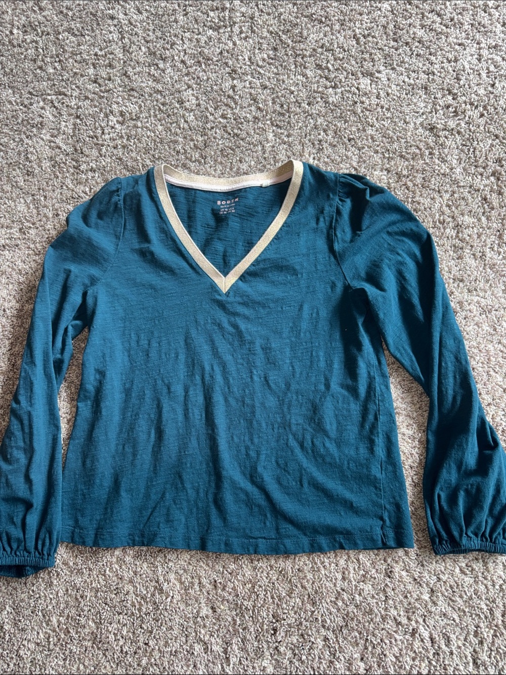Boden teal v neck long sleeve tee size 6